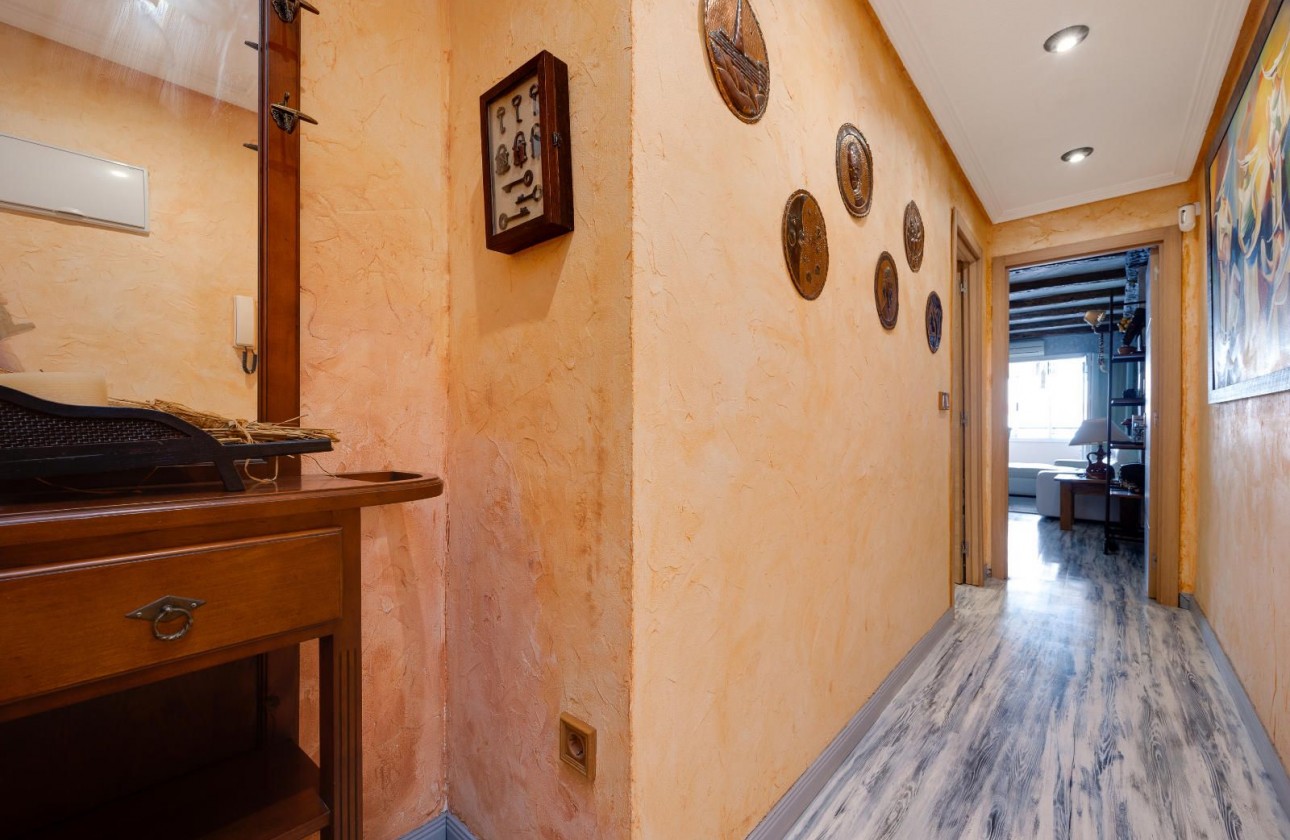 Segunda Mano - Apartamento - Torrevieja - Acequion