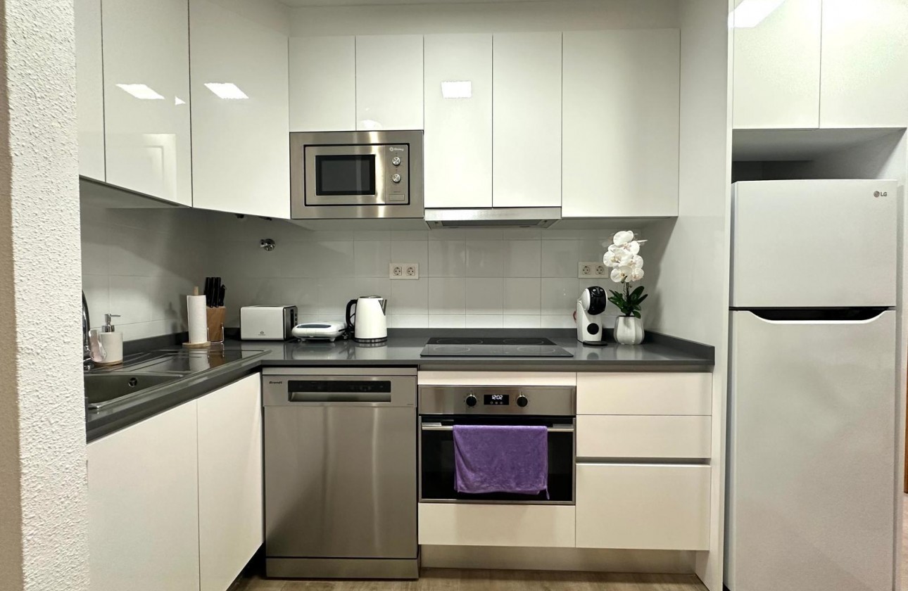 Segunda Mano - Apartamento - Torrevieja - Acequion