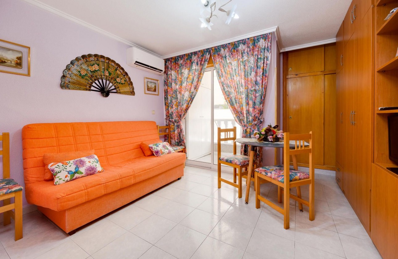 Segunda Mano - Apartamento - Torrevieja - Acequion