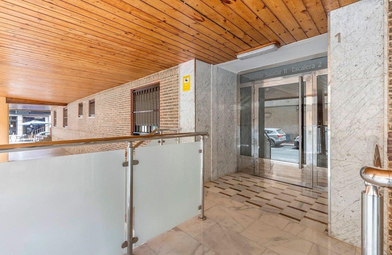 Segunda Mano - Apartamento - Torrevieja - Acequion