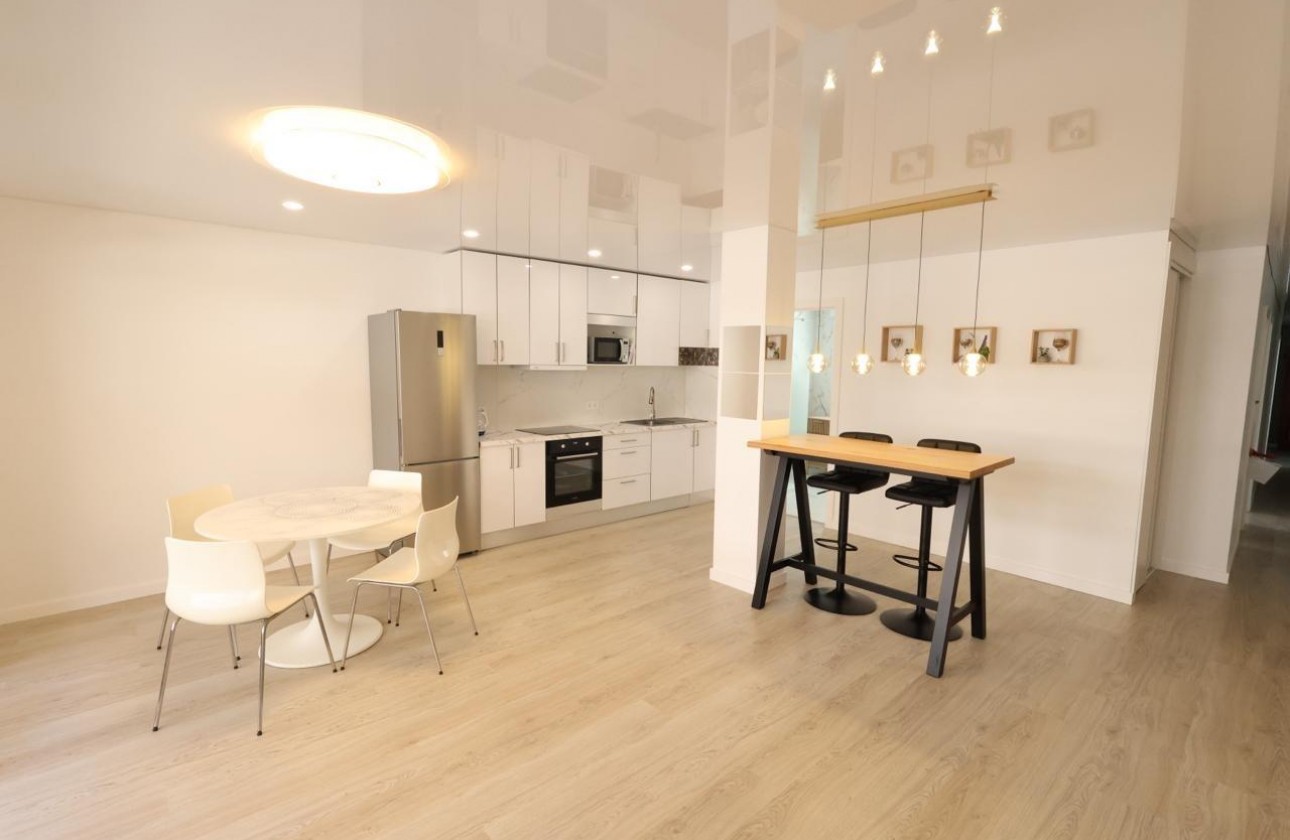 Segunda Mano - Apartamento - Torrevieja - Acequion