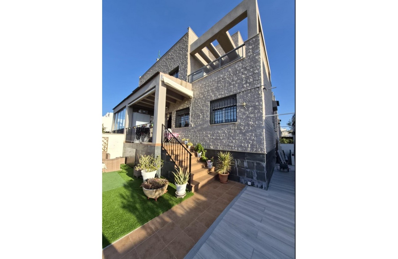 Segunda Mano - Apartamento - Torrevieja - Aguas nuevas 1