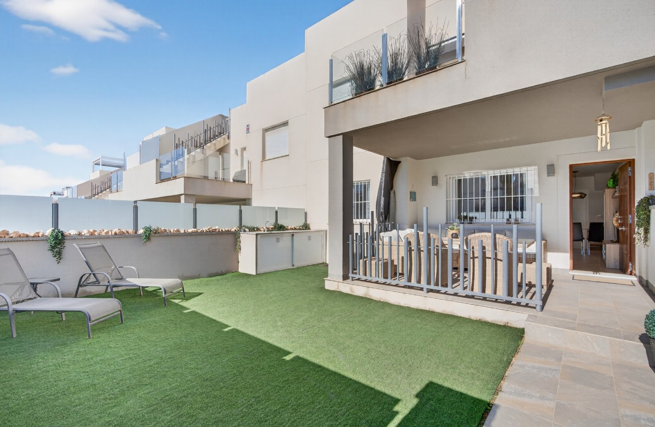 Segunda Mano - Apartamento - Torrevieja - Aguas nuevas 1