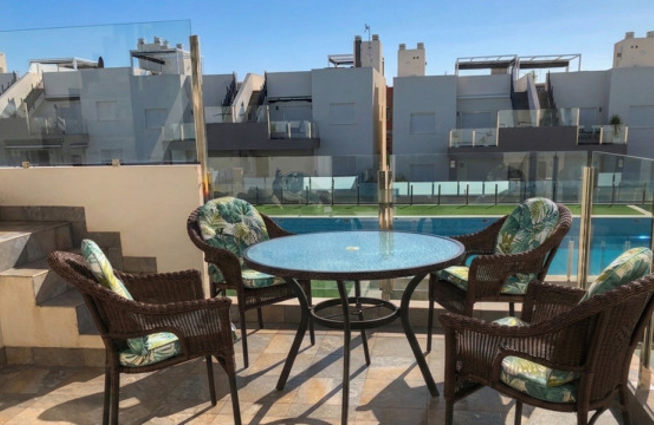 Segunda Mano - Apartamento - Torrevieja - Aguas nuevas 1