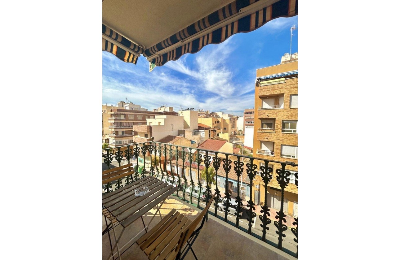 Segunda Mano - Apartamento - Torrevieja - Centro