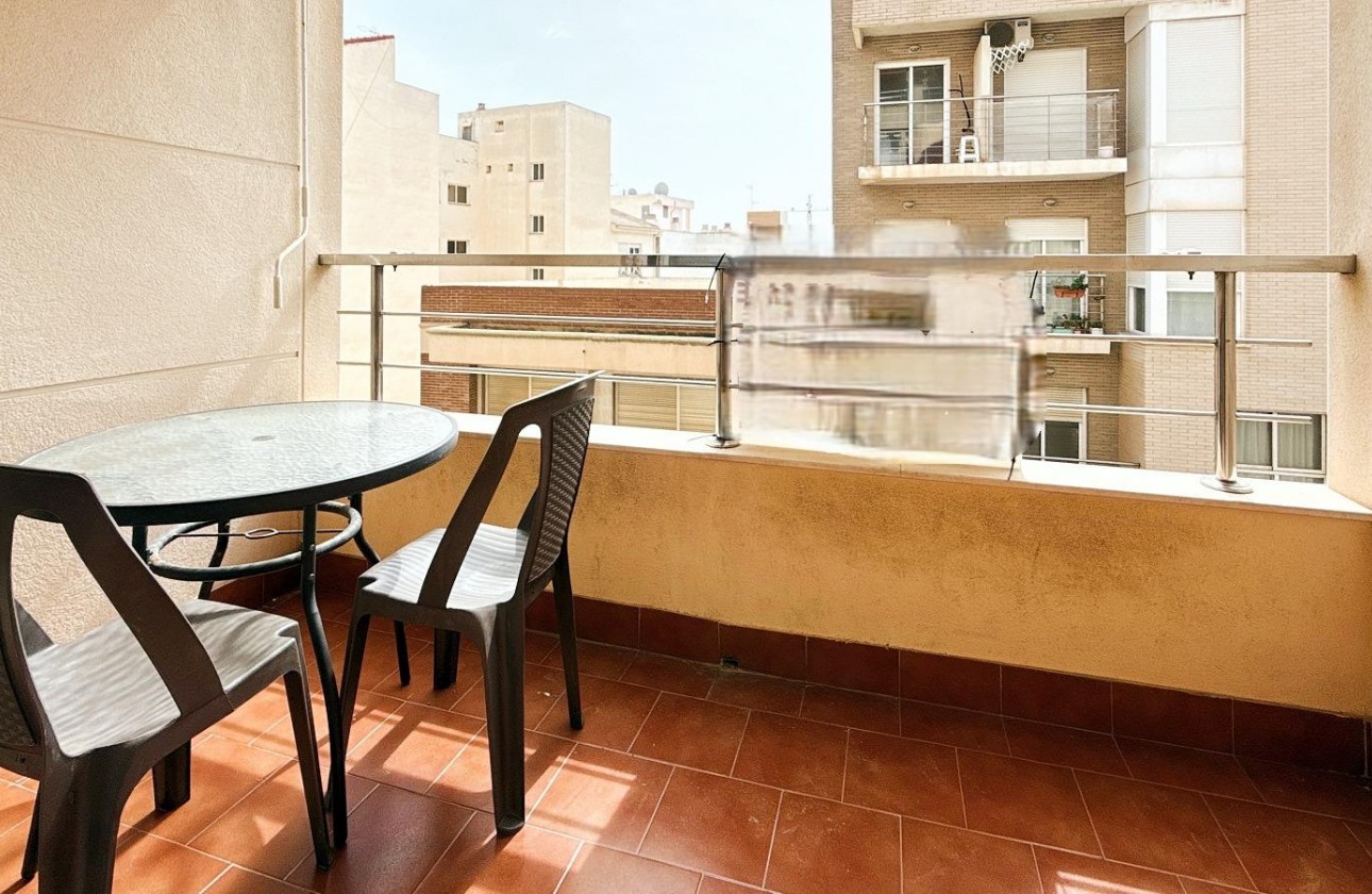 Segunda Mano - Apartamento - Torrevieja - Centro