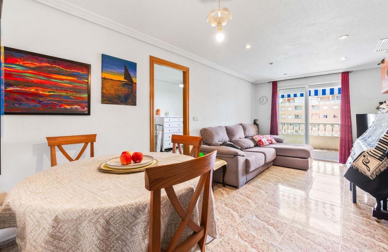 Segunda Mano - Apartamento - Torrevieja - Centro