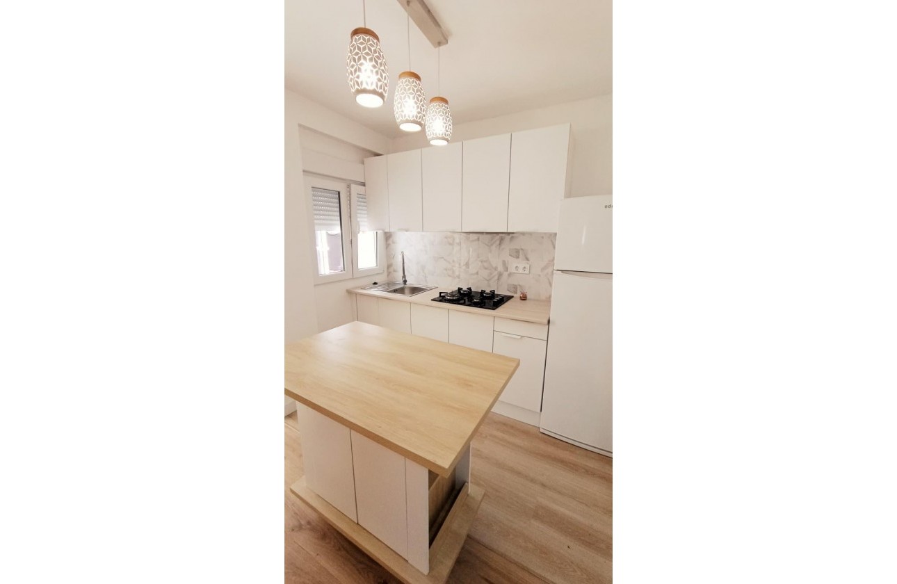 Segunda Mano - Apartamento - Torrevieja - Centro