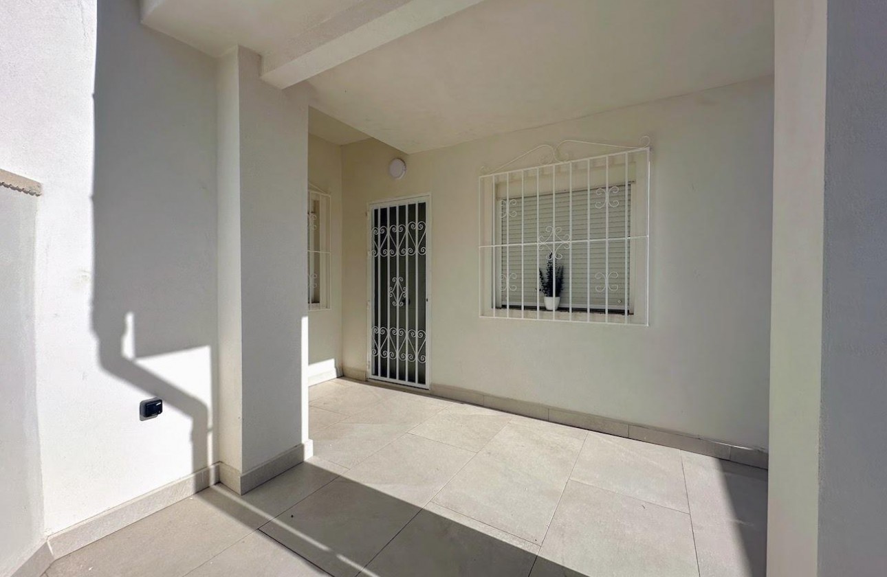 Segunda Mano - Apartamento - Torrevieja - El limonar