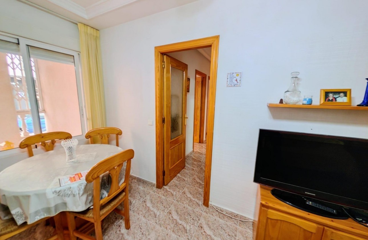 Segunda Mano - Apartamento - Torrevieja - Estacion de autobuses