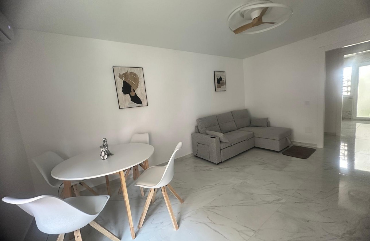 Segunda Mano - Apartamento - Torrevieja - Estacion de autobuses