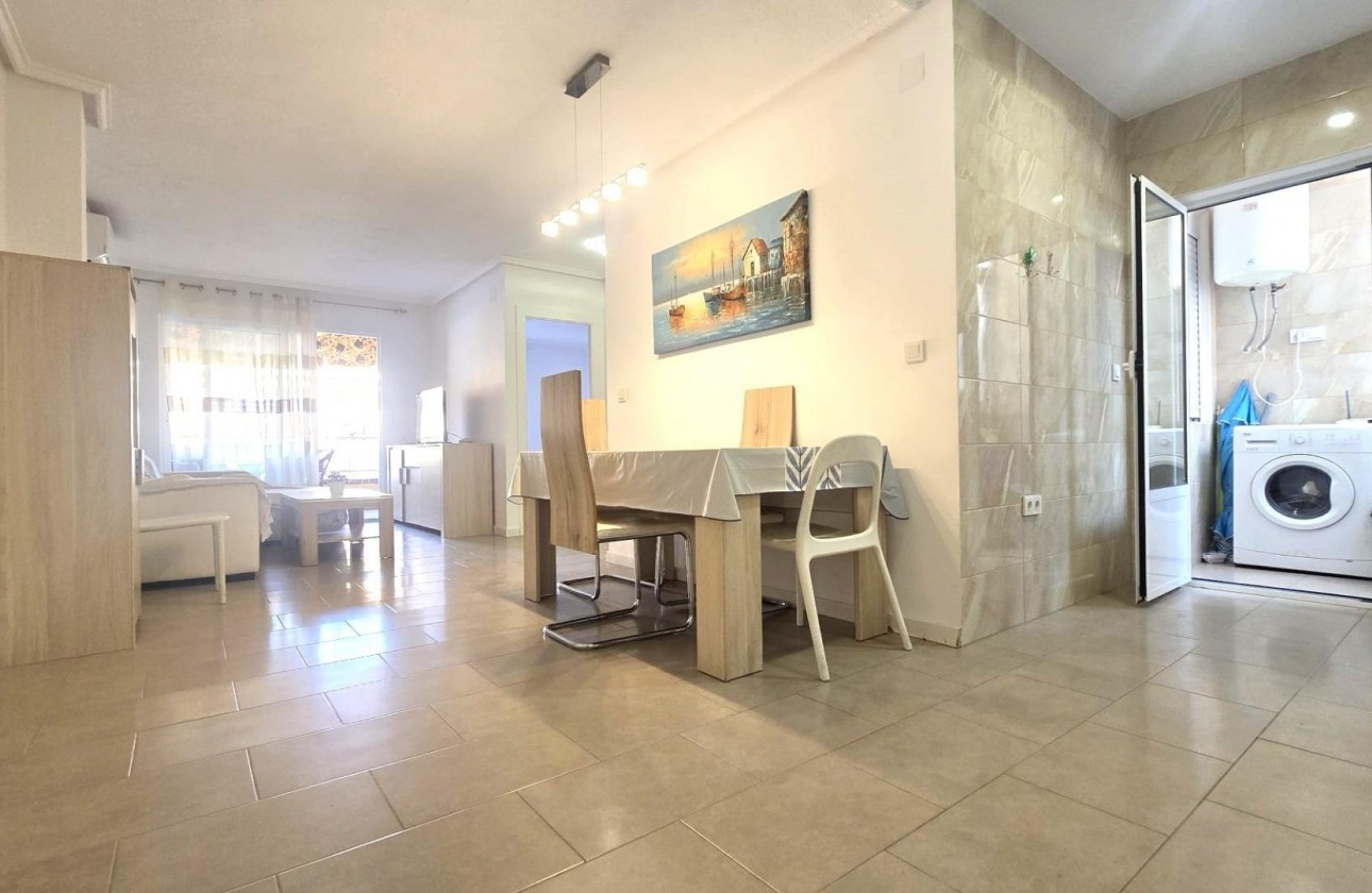 Segunda Mano - Apartamento - Torrevieja - Estacion de autobuses