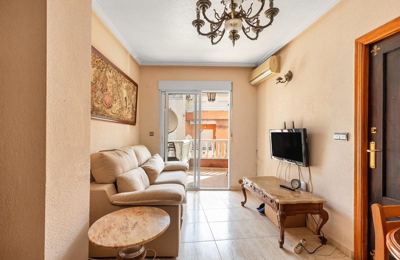 Segunda Mano - Apartamento - Torrevieja - Estacion de autobuses