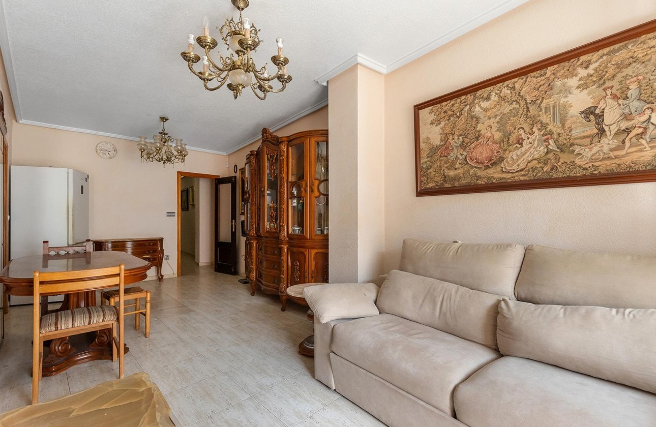 Segunda Mano - Apartamento - Torrevieja - Estacion de autobuses