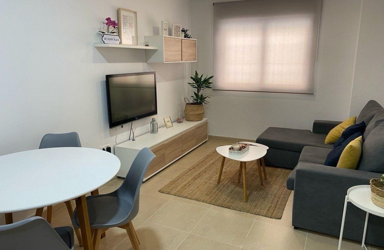 Segunda Mano - Apartamento - Torrevieja - Estacion de autobuses