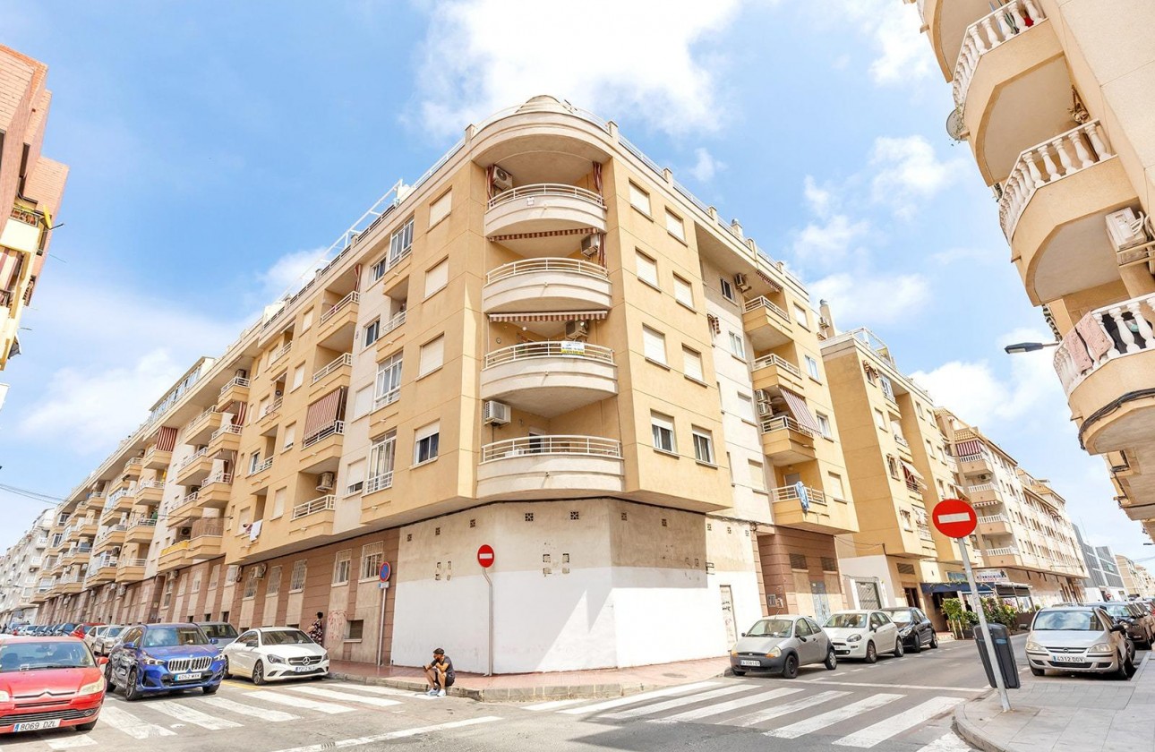 Segunda Mano - Apartamento - Torrevieja - Estacion de autobuses
