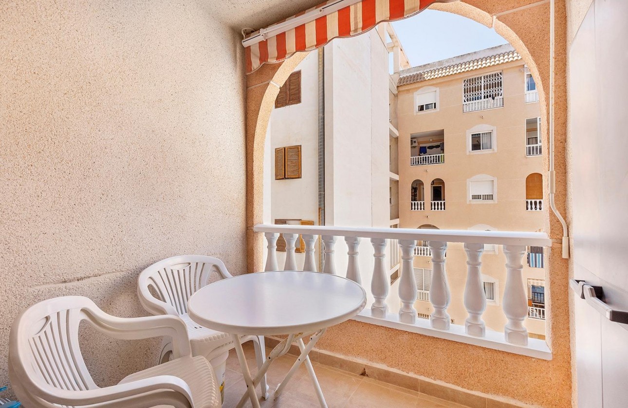 Segunda Mano - Apartamento - Torrevieja - Habaneras