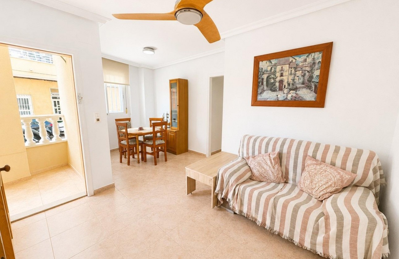 Segunda Mano - Apartamento - Torrevieja - Habaneras