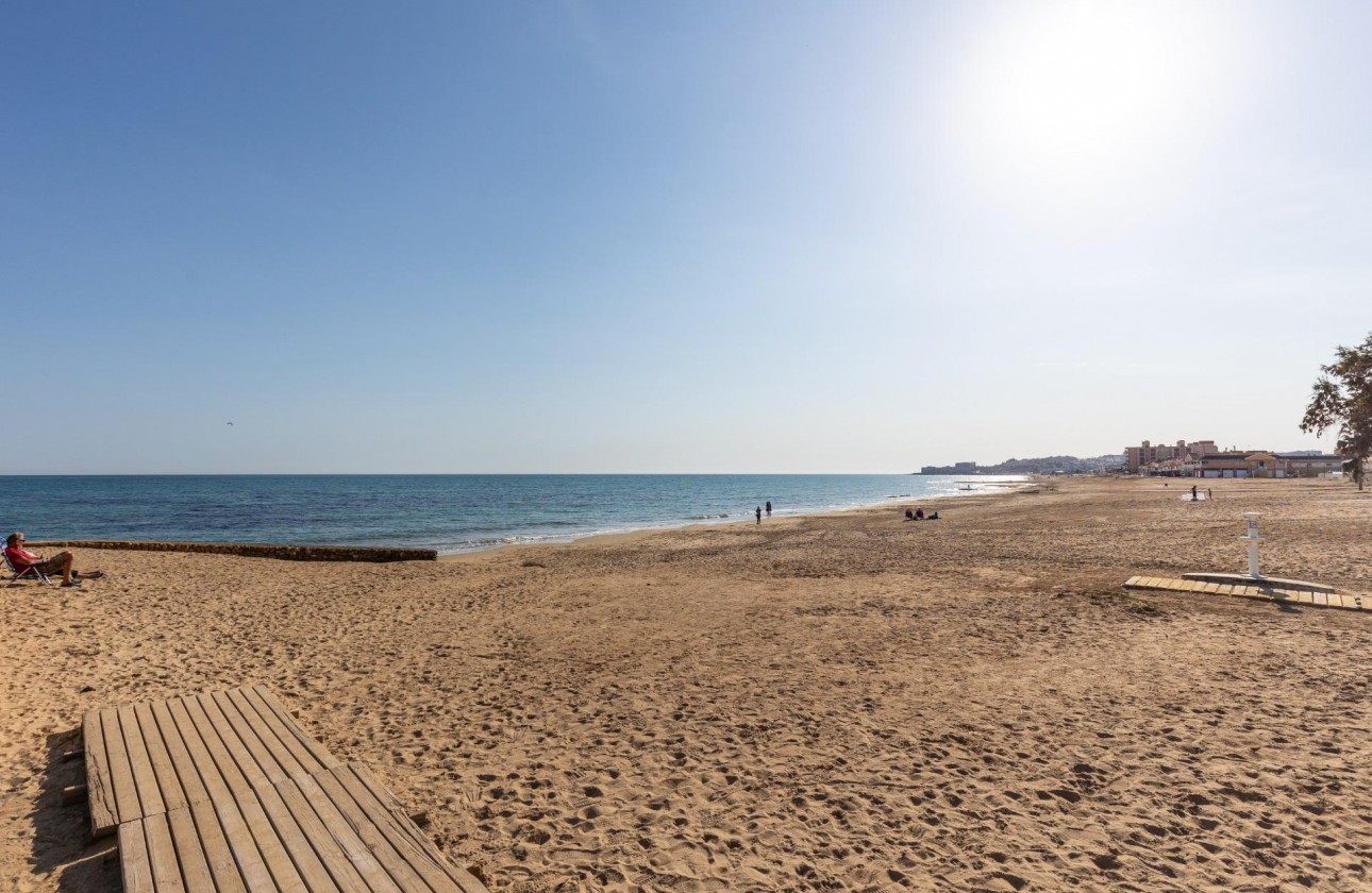 Segunda Mano - Apartamento - Torrevieja - La Mata pueblo