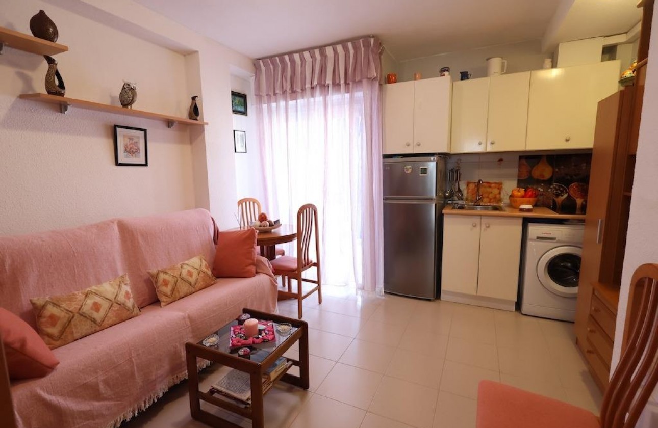 Segunda Mano - Apartamento - Torrevieja - La Mata pueblo