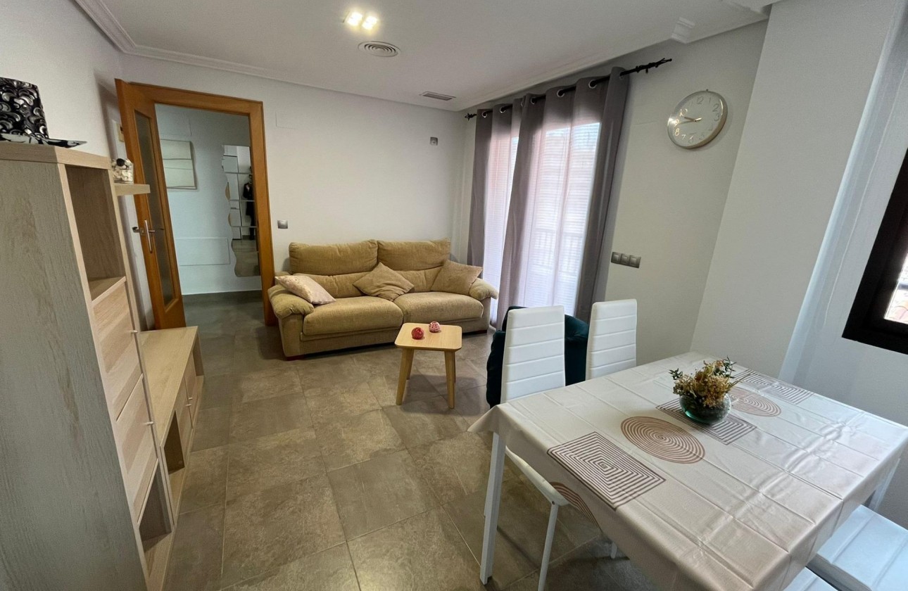 Segunda Mano - Apartamento - Torrevieja - La Mata pueblo