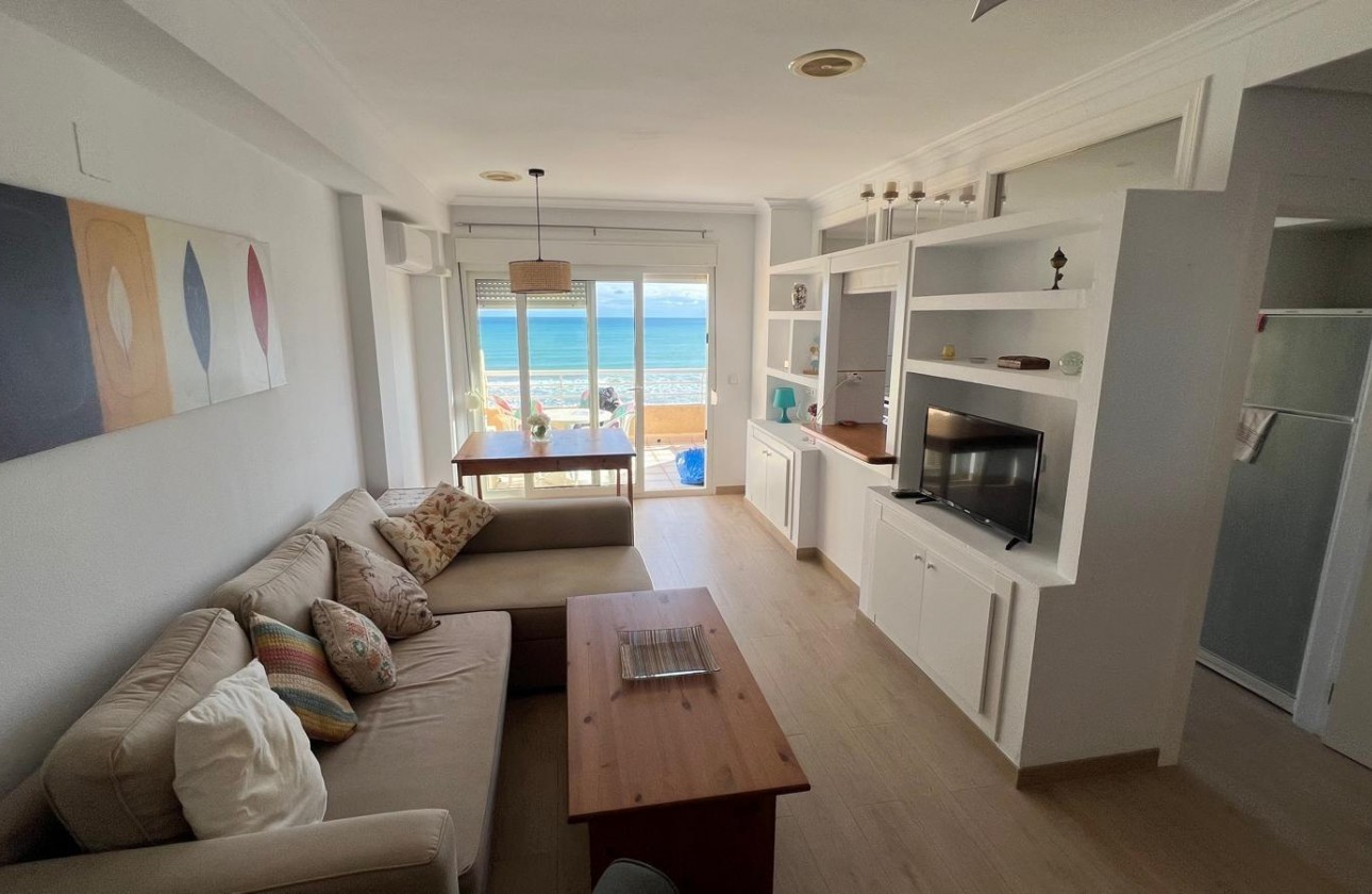 Segunda Mano - Apartamento - Torrevieja - La Mata pueblo