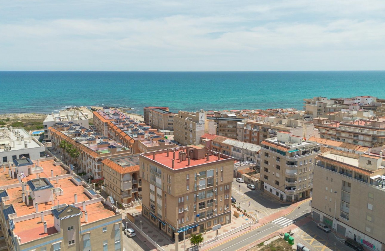 Segunda Mano - Apartamento - Torrevieja - La Mata pueblo