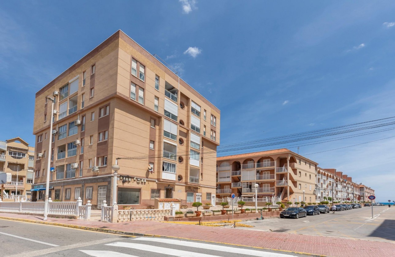 Segunda Mano - Apartamento - Torrevieja - La Mata pueblo