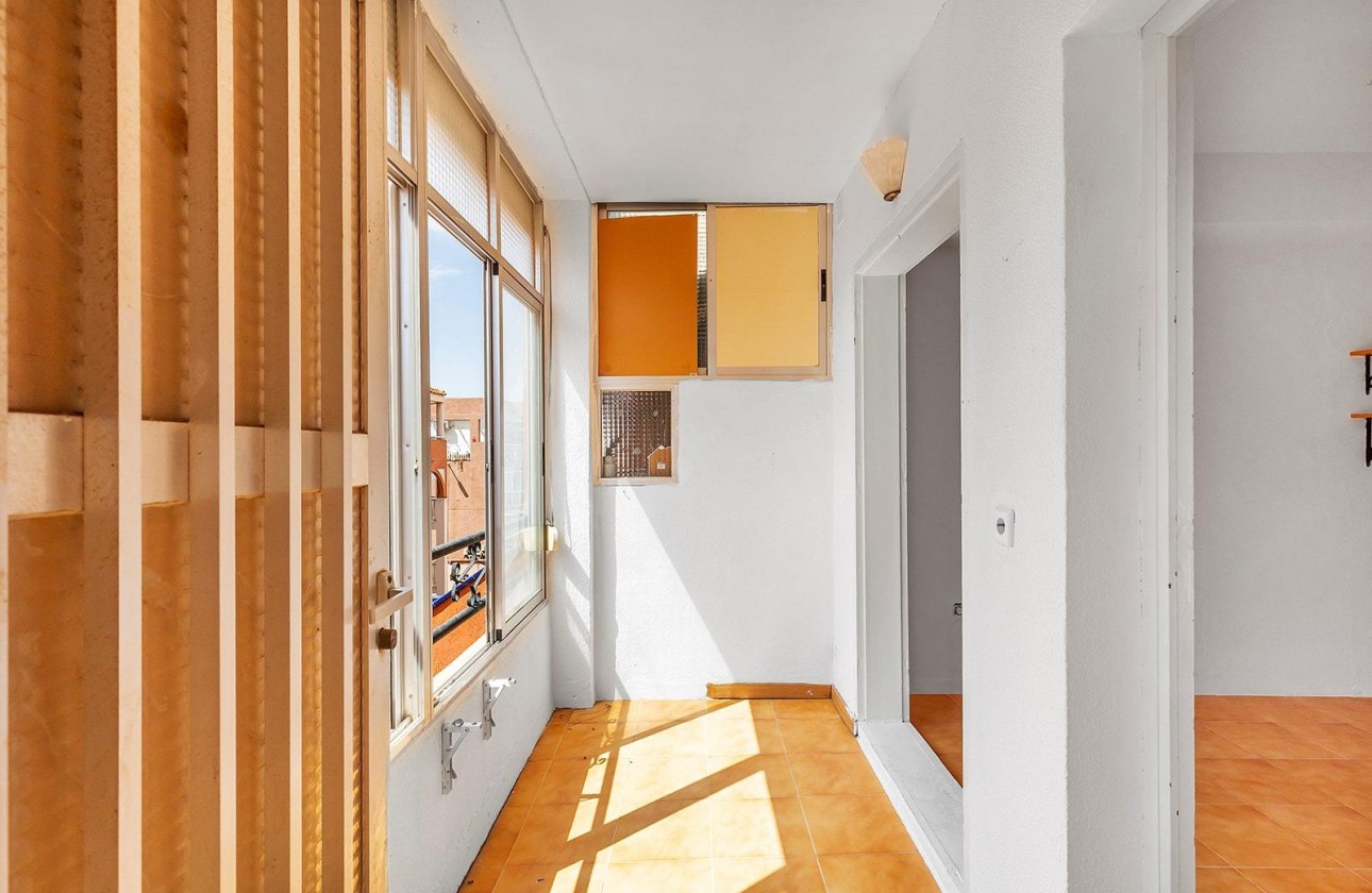 Segunda Mano - Apartamento - Torrevieja - La Mata pueblo