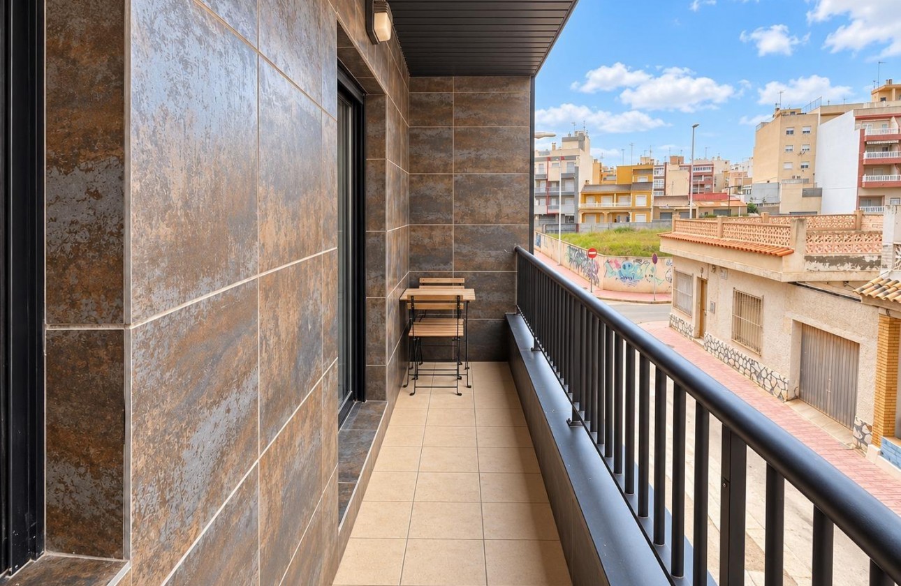 Segunda Mano - Apartamento - Torrevieja - La Mata pueblo