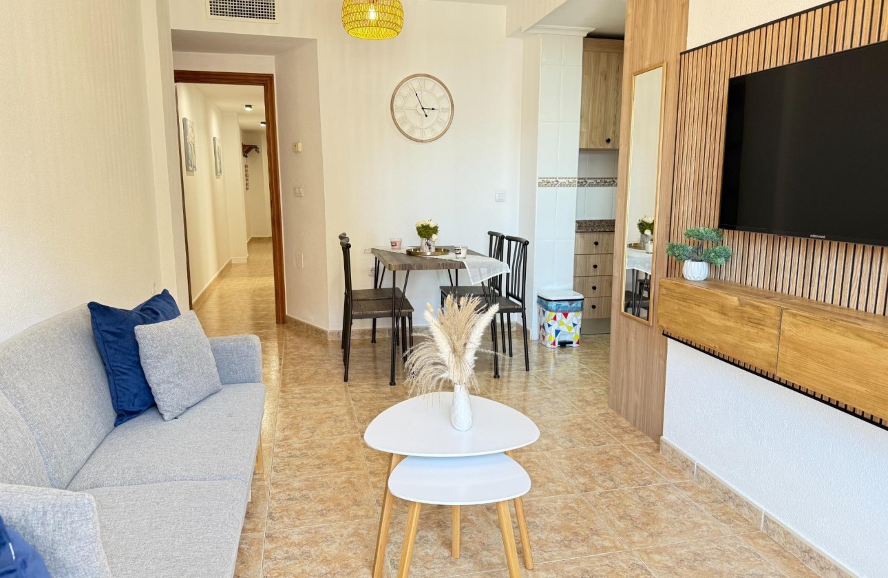 Segunda Mano - Apartamento - Torrevieja - Los Europeos