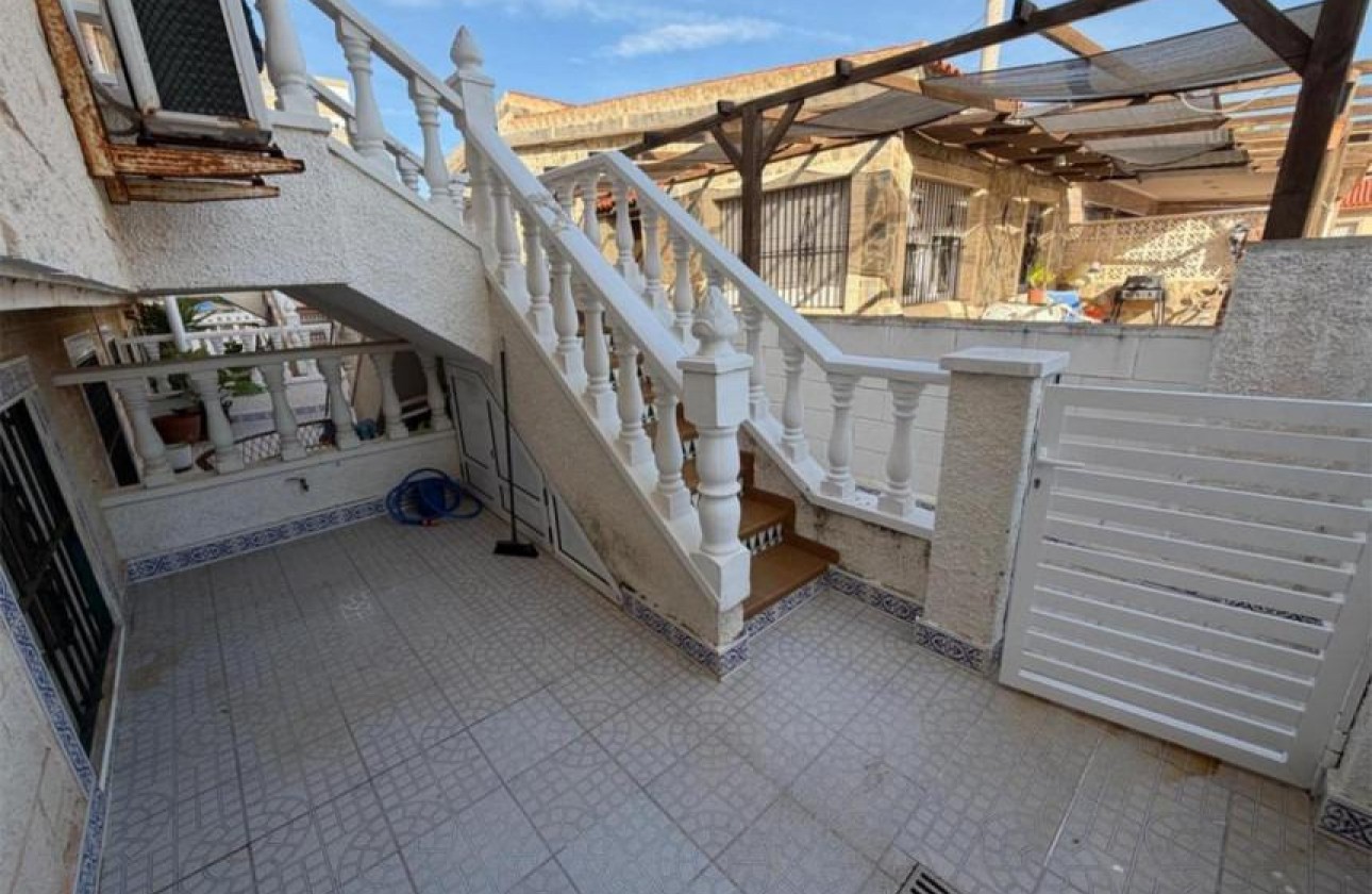 Segunda Mano - Apartamento - Torrevieja - Los Europeos