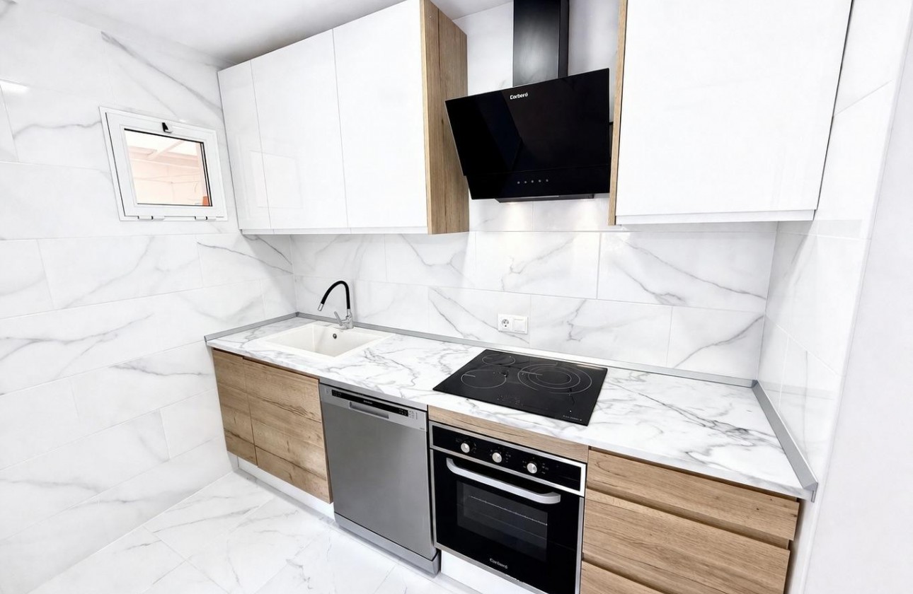 Segunda Mano - Apartamento - Torrevieja - Parque de las Naciones