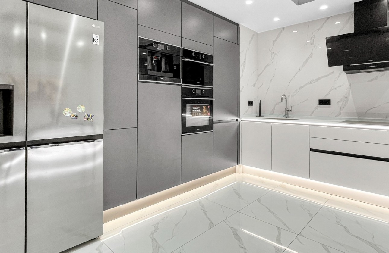 Segunda Mano - Apartamento - Torrevieja - Parque las naciones