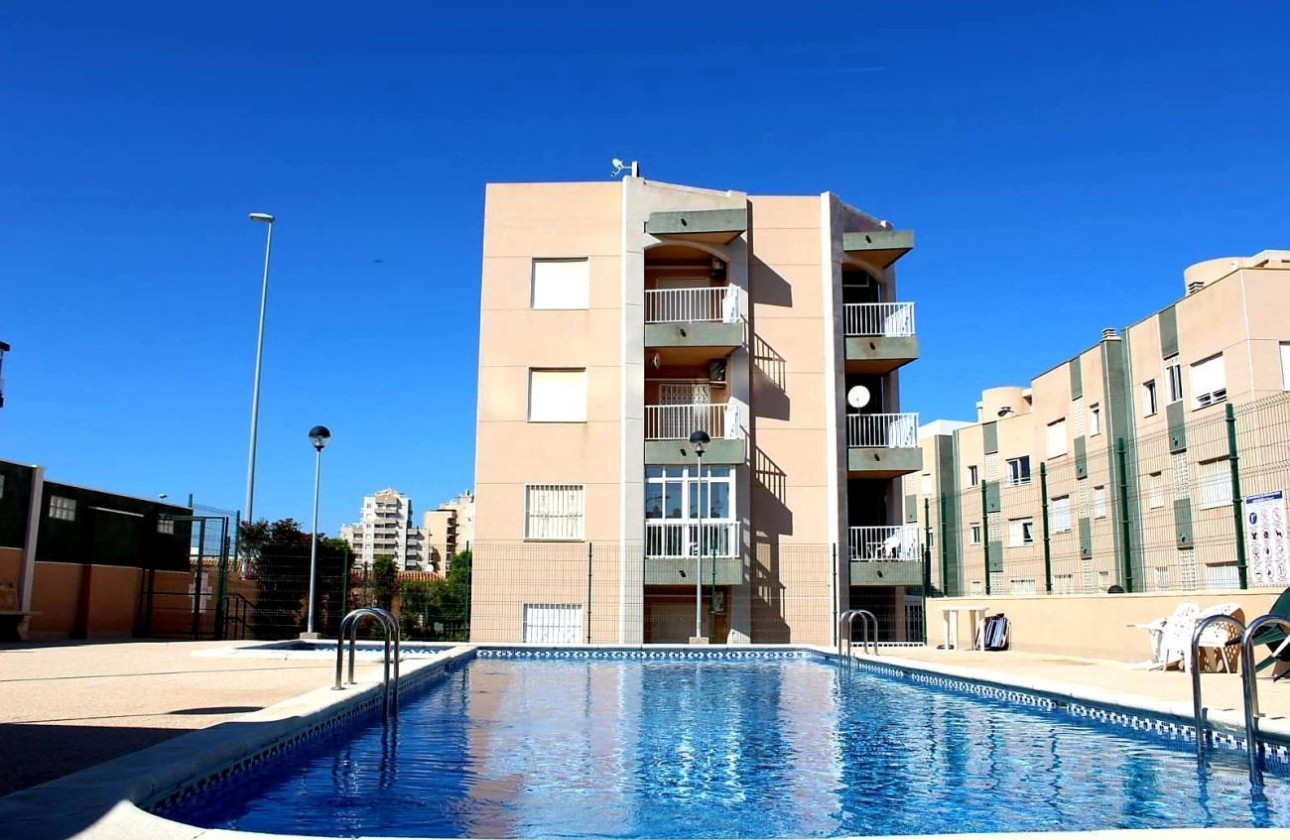 Segunda Mano - Apartamento - Torrevieja - Playa de los locos