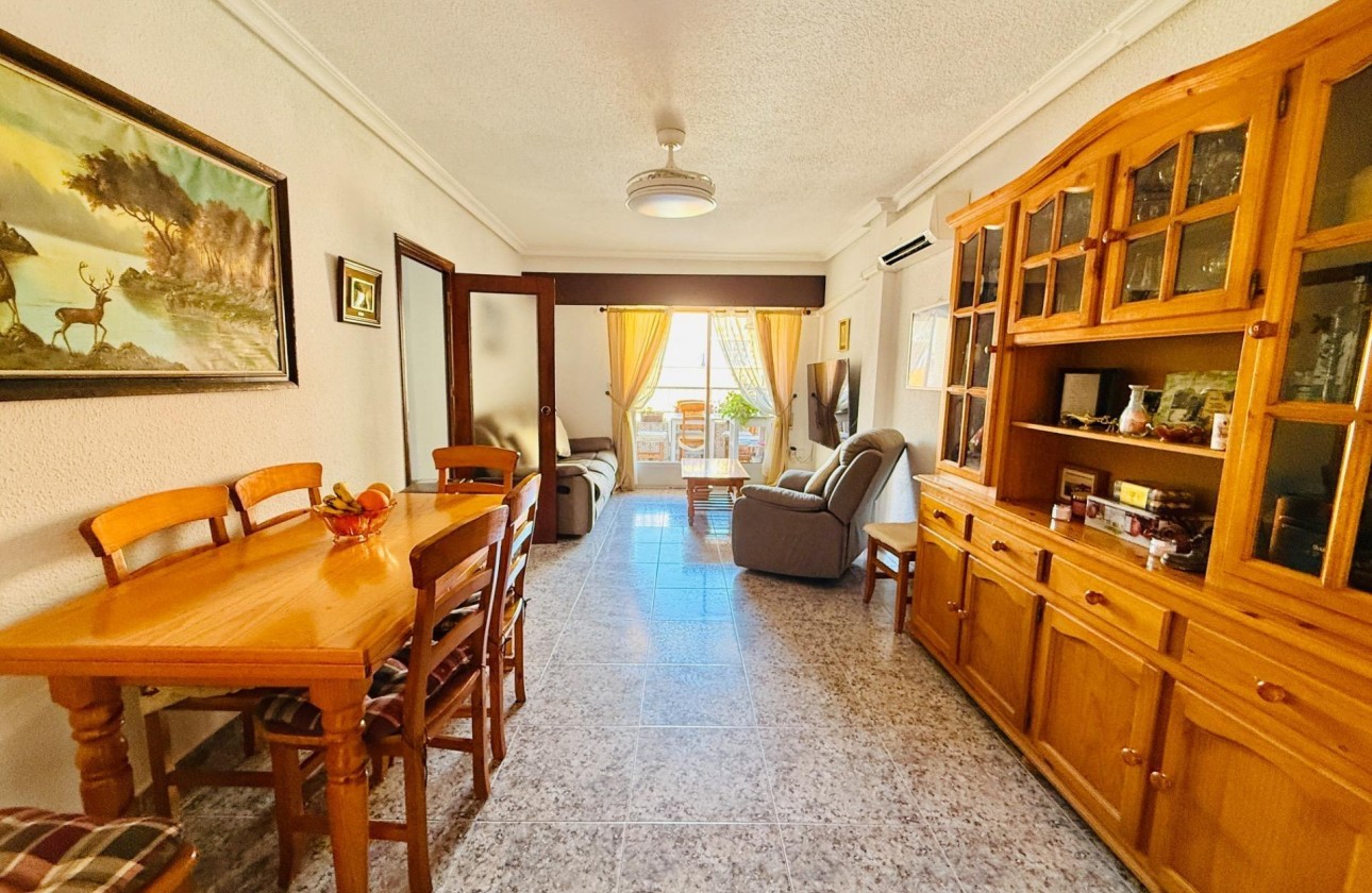 Segunda Mano - Apartamento - Torrevieja - Playa del cura