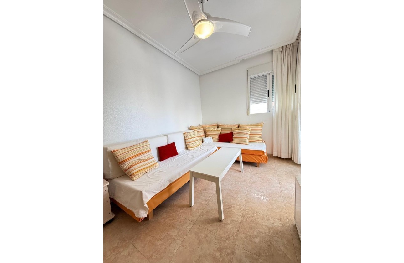 Segunda Mano - Apartamento - Torrevieja - Playa del cura