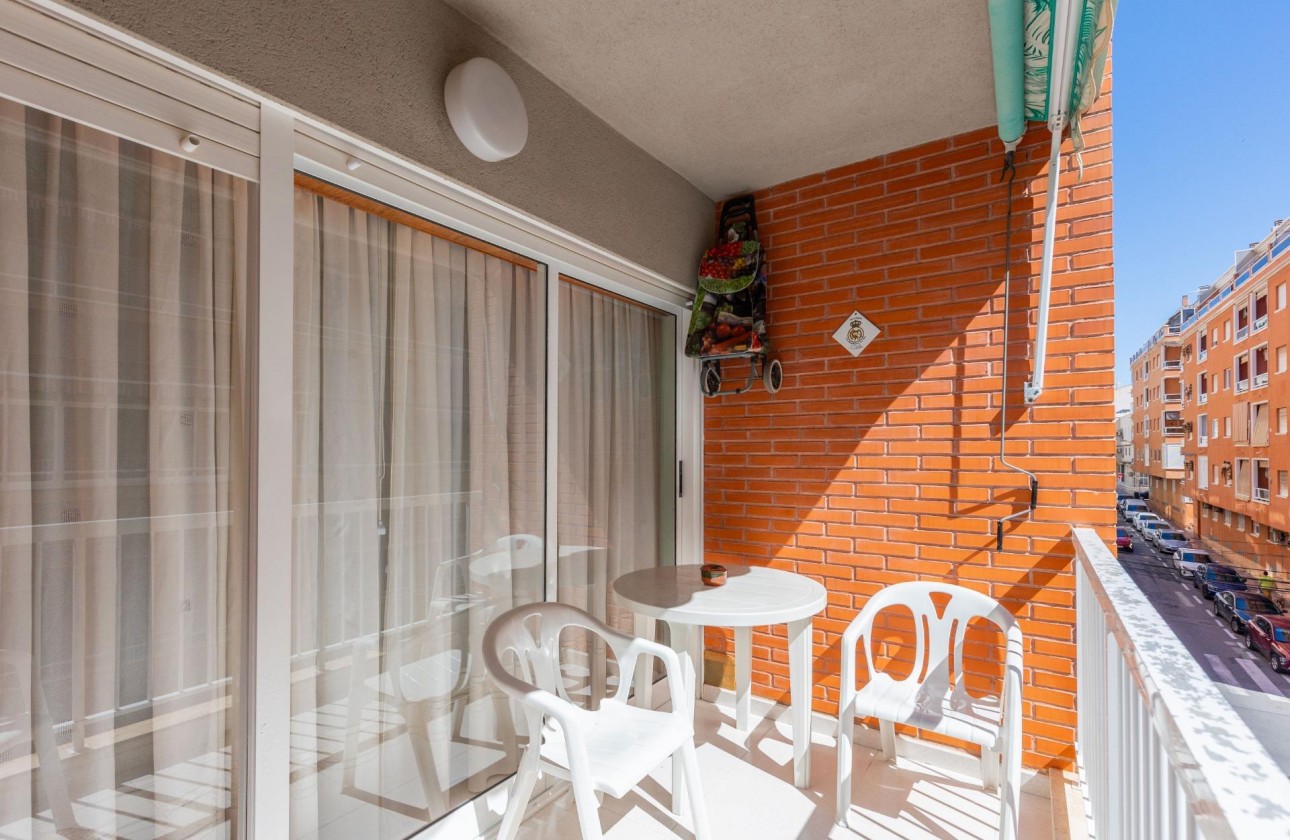 Segunda Mano - Apartamento - Torrevieja - Playa del cura