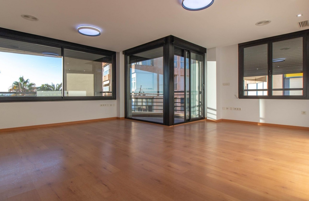 Segunda Mano - Apartamento - Torrevieja - Puerto Deportivo