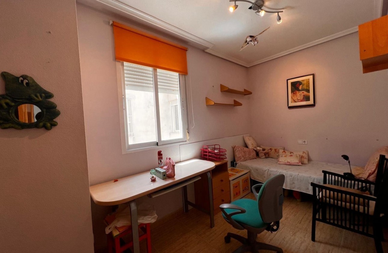 Segunda Mano - Apartamento - Torrevieja - torrevieja