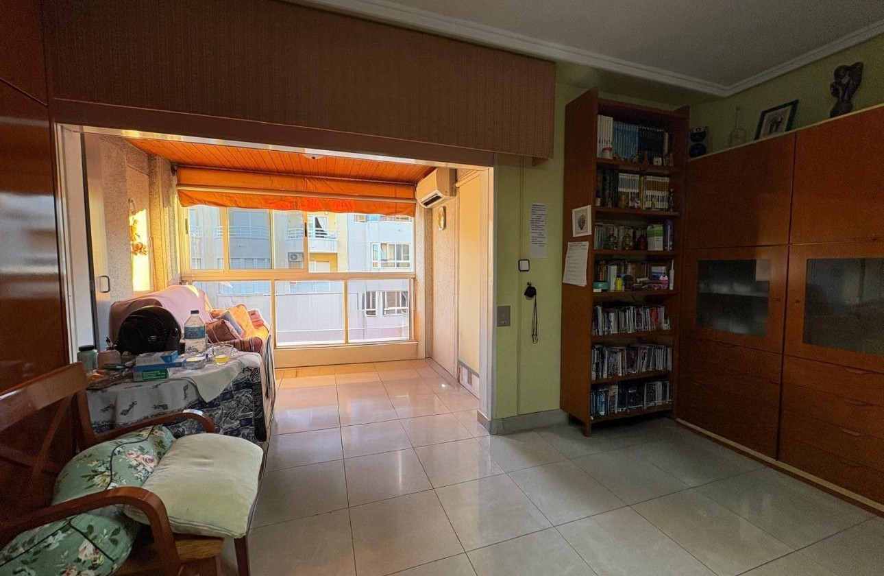 Segunda Mano - Apartamento - Torrevieja - torrevieja