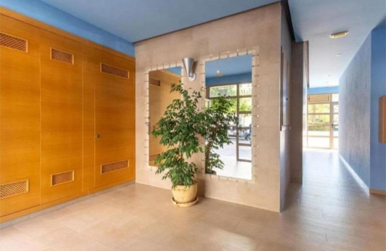 Segunda Mano - Apartamento - Villajoyosa - Gasparot