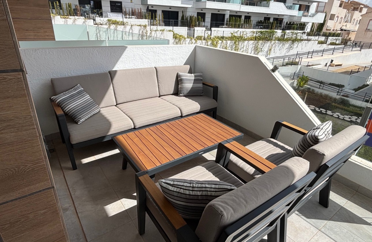 Segunda Mano - Apartamento - Villamartin - Las Filipinas