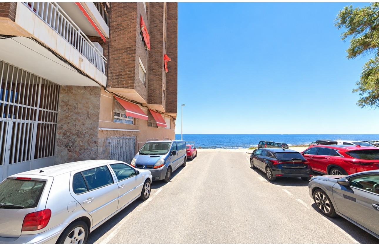 Segunda Mano - Apartment / Duplex - Torrevieja - Playa de los Naufragos
