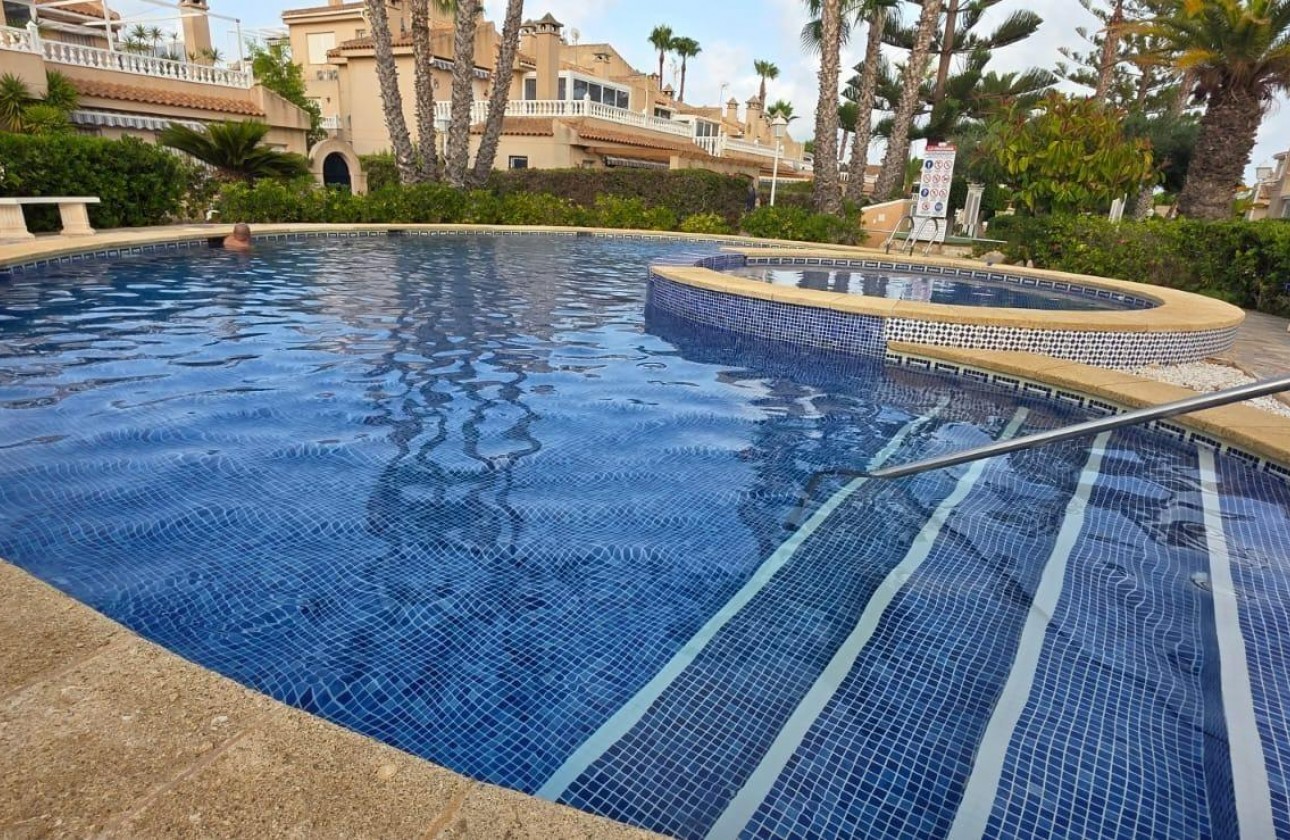 Segunda Mano - Bungalow - Orihuela Costa - Lomas de Cabo Roig-Los Dolses