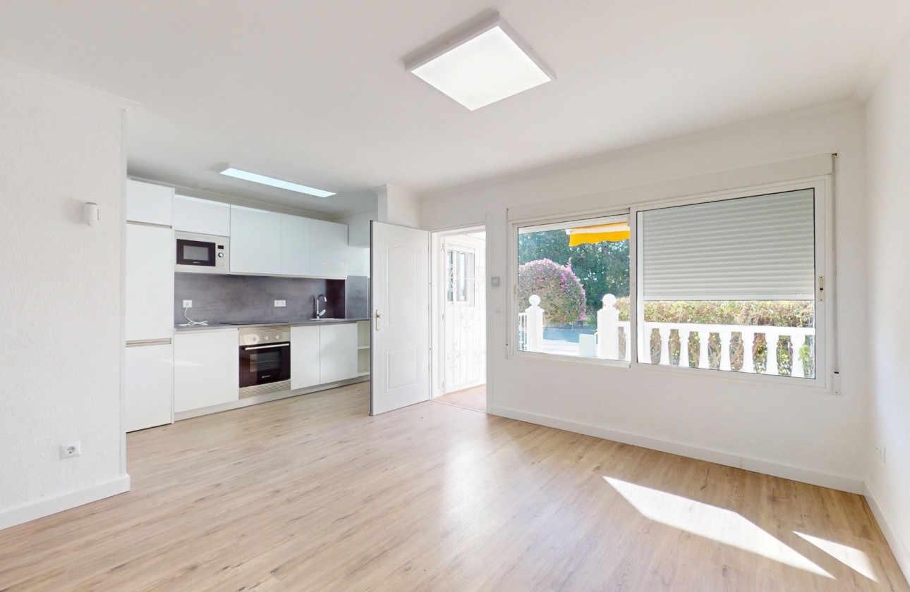 Segunda Mano - Bungalow - Orihuela Costa - Villamartín