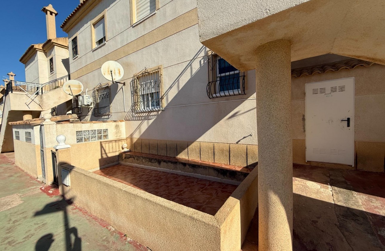 Segunda Mano - Bungalow - Torrevieja - Aguas nuevas 1