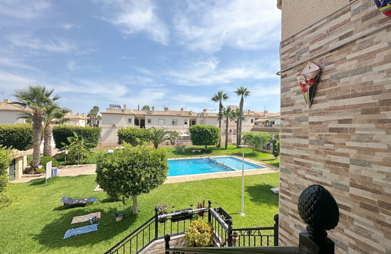 Segunda Mano - Bungalow - Torrevieja - Aguas nuevas 1
