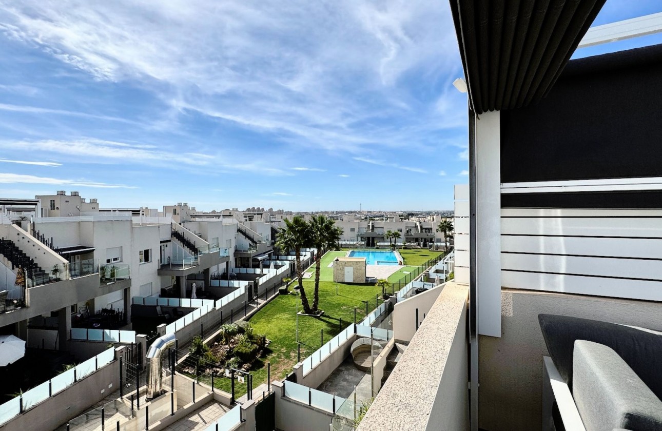 Segunda Mano - Bungalow - Torrevieja - Aguas Nuevas