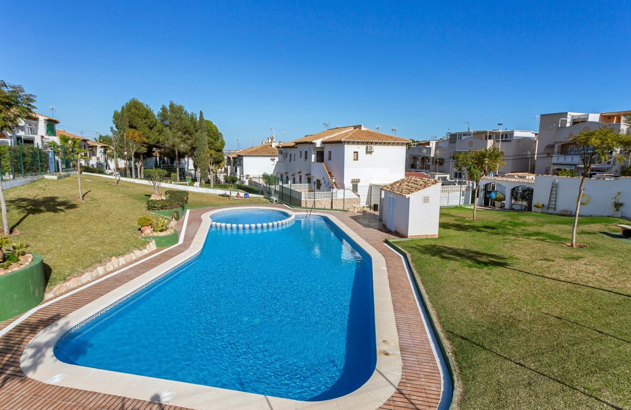 Segunda Mano - Bungalow - Torrevieja - Lago jardin